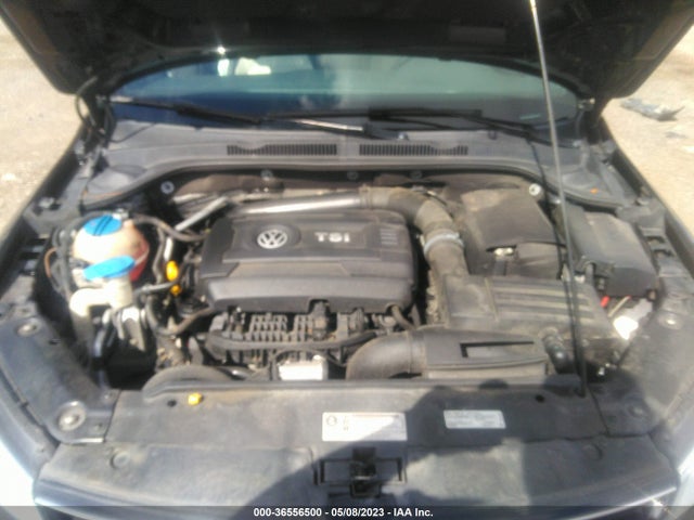 3VWD17AJ1GM217706 Volkswagen Jetta Sedan 1.8t Sport