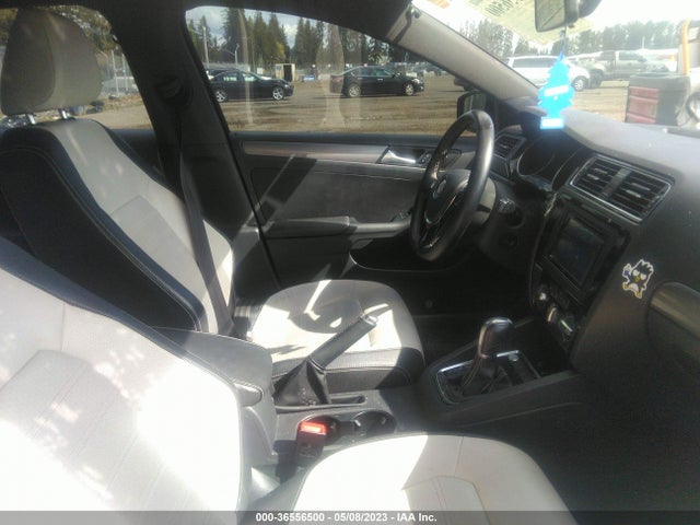 3VWD17AJ1GM217706 Volkswagen Jetta Sedan 1.8t Sport