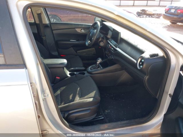 3KPF24AD3KE011162 KIA Forte Lxs