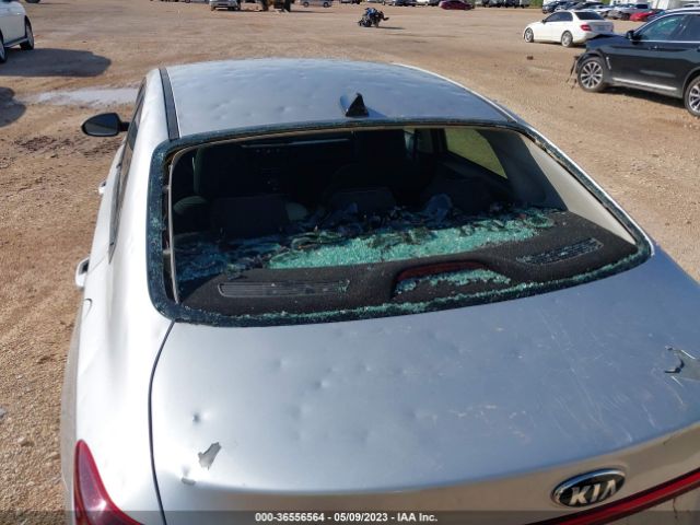 3KPF24AD3KE011162 KIA Forte Lxs