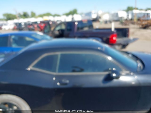 2C3CDZAG6HH548999 Dodge Challenger Sxt