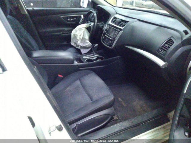 1N4AL3AP0JC212945 Nissan Altima 2.5 Sv