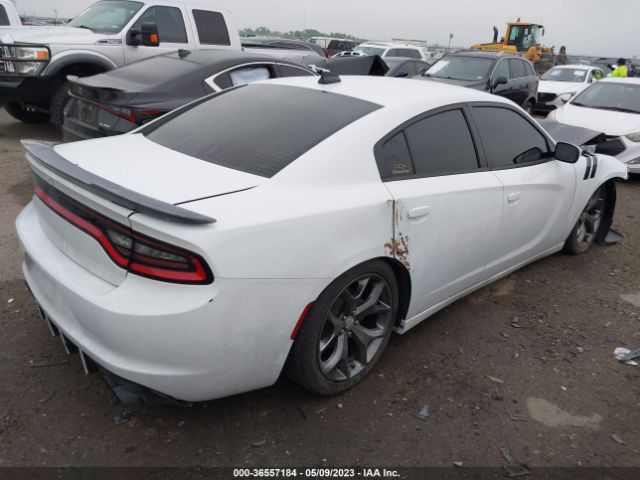 2C3CDXCT2FH735698 Dodge Charger Rt