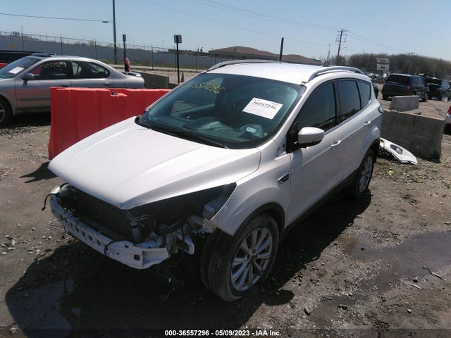 Ford Escape Titanium 2017 1FMCU0JD8HUE71994 Image 2