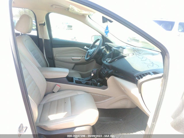 Ford Escape Titanium 2017 1FMCU0JD8HUE71994 Image 7