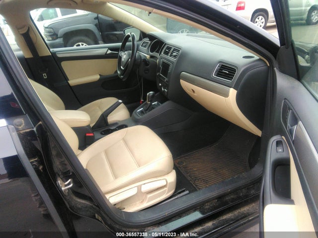 3VWDB7AJ1HM209846 Volkswagen Jetta 1.4t Se