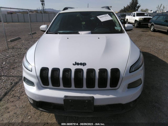 1C4PJMCS0EW285853 Jeep Cherokee Altitude