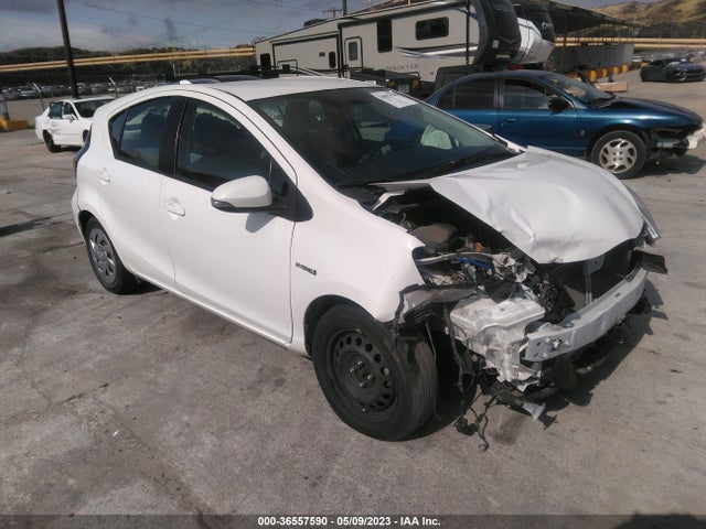 2016 JTDKDTB39G1127310 main image