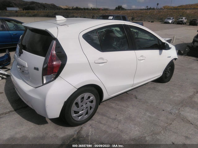 Toyota Prius C One/two/three/four 2016 JTDKDTB39G1127310 Image 6