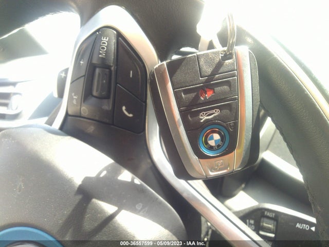 2017 BMW i8, VIN: WBY2Z2C32HV676883