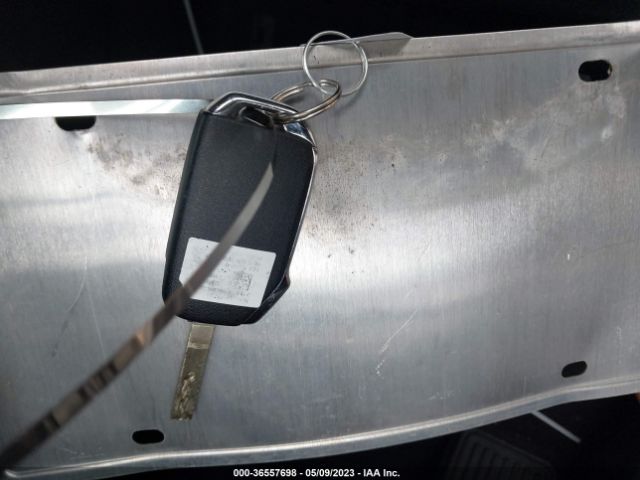 KNDJ23AUXL7722573 KIA SOUL S