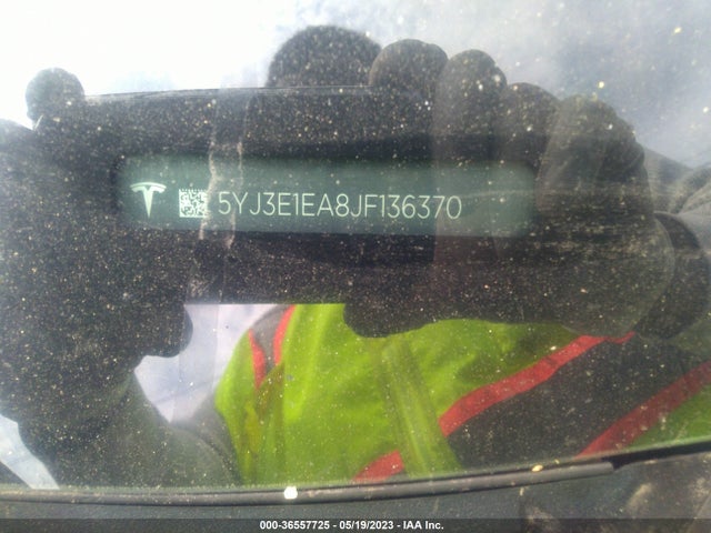 2018 TESLA MODEL 3 5YJ3E1EA8JF136370 Photo 8