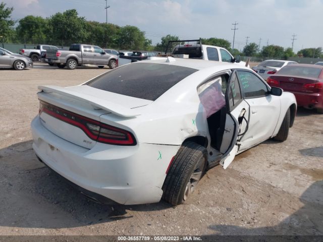 2C3CDXHG4FH725668 Dodge Charger Sxt