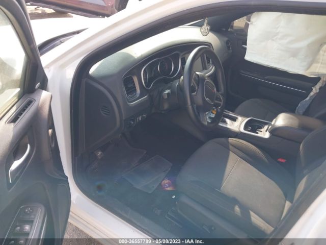 2C3CDXHG4FH725668 Dodge Charger Sxt