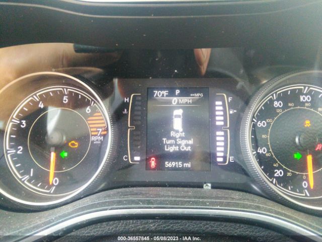 1C4PJLCB0KD143780 Jeep Cherokee Latitude
