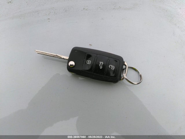 3VWL17AJ4HM279503 Volkswagen Jetta 1.8t Sel