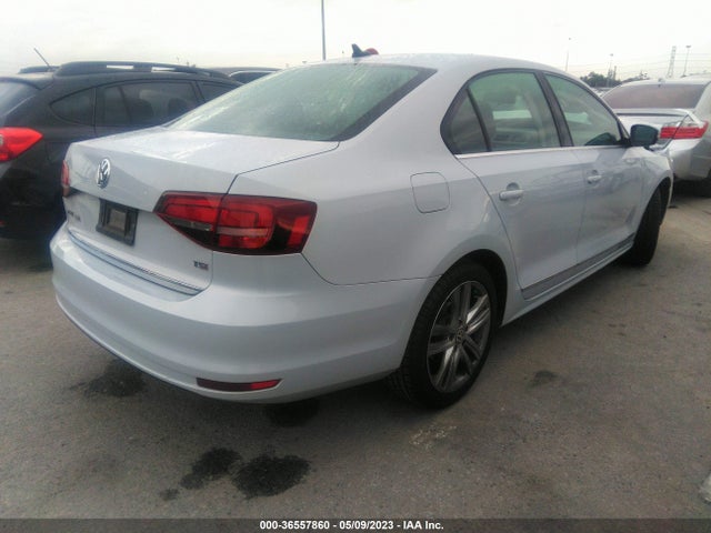 3VWL17AJ4HM279503 Volkswagen Jetta 1.8t Sel