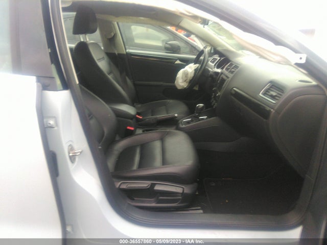 3VWL17AJ4HM279503 Volkswagen Jetta 1.8t Sel