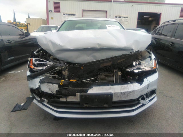 3VWL17AJ4HM279503 Volkswagen Jetta 1.8t Sel