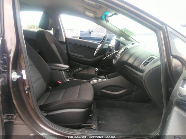 3KPFK4A73HE137086 KIA FORTE LX