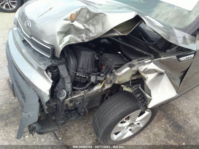 KNDJN2A26J7591087 KIA Soul Base