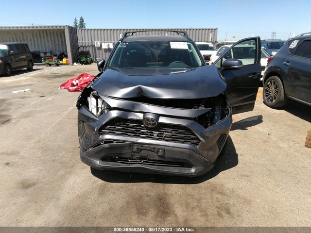 Toyota RAV4 LE 2020 2T3G1RFV8LC131035 Image 4