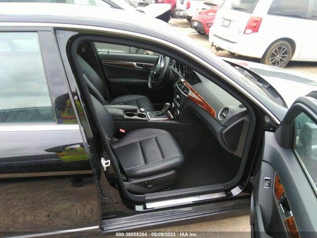 2014 MERCEDES-BENZ C-CLASS C 250 VIN: WDDGF4HB5ER304587