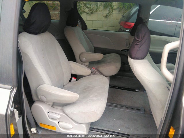 Toyota Sienna L 2014 5TDZK3DC4ES505096 Image 10
