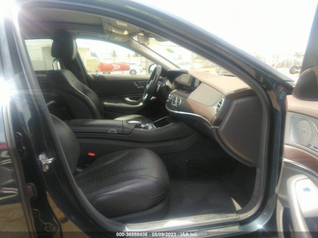 WDDUG8DB7KA456958 Mercedes-Benz S-class S 560