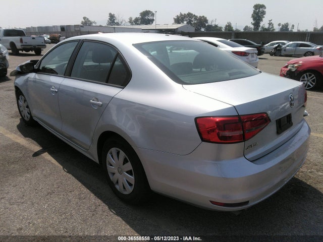 3VW1K7AJ4FM278627 Volkswagen Jetta Sedan 2.0l S