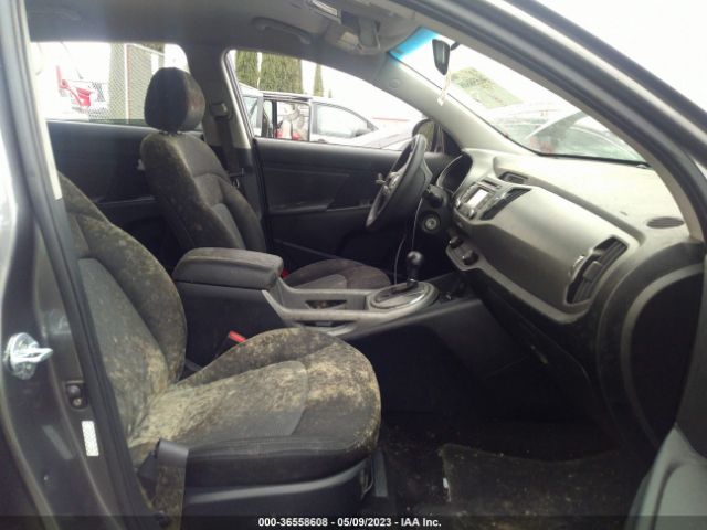 KNDPB3AC0F7773909 KIA Sportage Lx