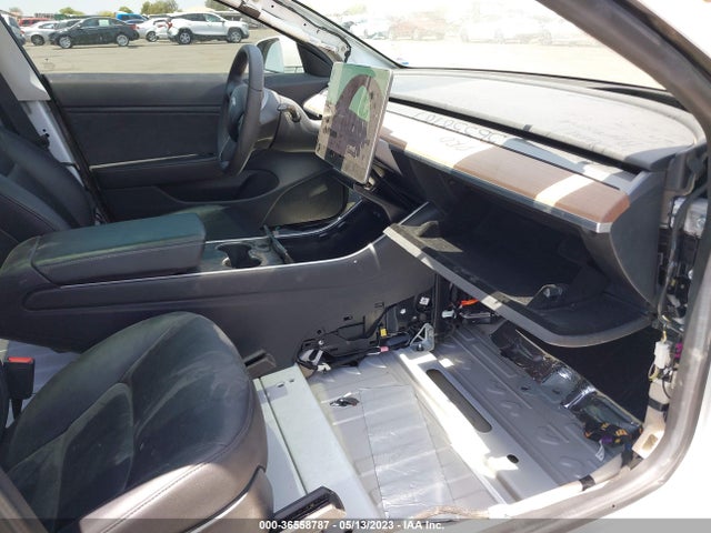 Tesla Model 3 Long Range 2020 5YJ3E1EB7LF621465 Image 6