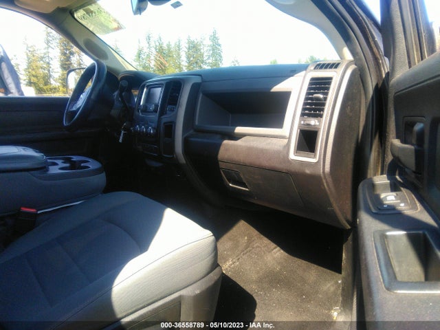 3C6UR5CJ2GG324895 RAM 2500 Tradesman