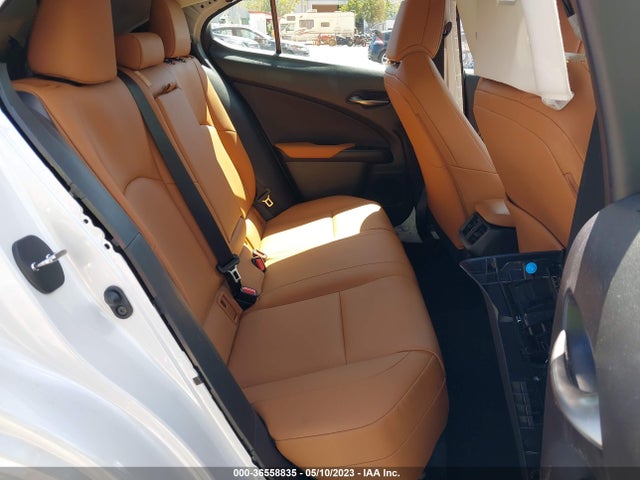 2022 Lexus UX, VIN: JTHX3JBH3N2049721