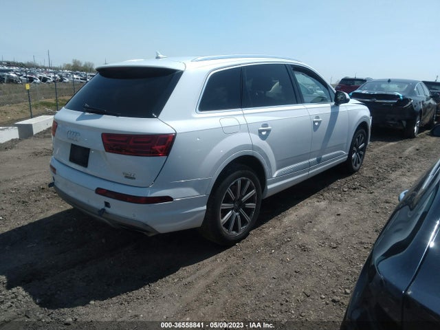 WA1LAAF74HD018052 Audi Q7 Premium Plus