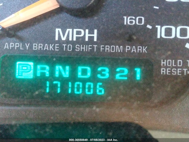 2002 GMC SIERRA 2500HD SLE VIN: 1GTHK23UX2F245928