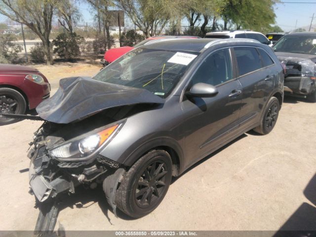 KNDCB3LC6J5150293 KIA NIRO LX
