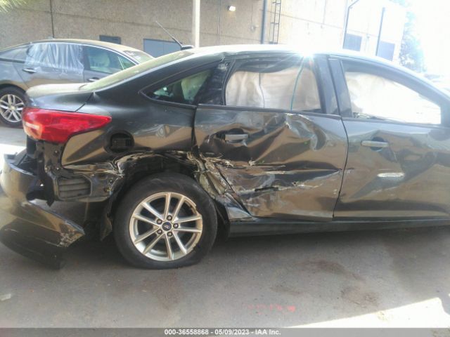 1FADP3F24GL302025 Ford FOCUS SE