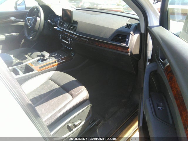 WA1ANAFY0J2138436 Audi Q5 Premium/tech Premium