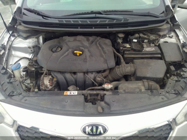 KNAFX5A87G5491295 KIA Forte 5-door Ex