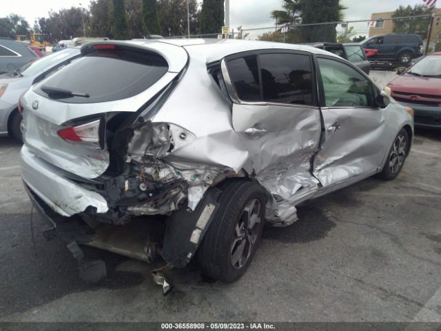 KNAFX5A87G5491295 KIA Forte 5-door Ex
