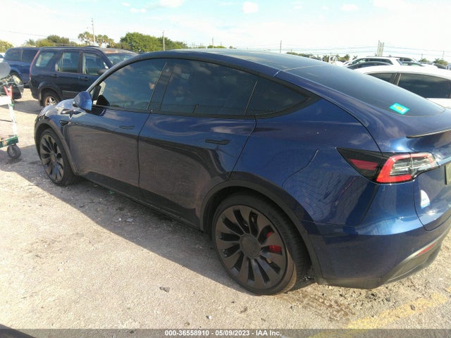 Tesla Model Y Performance 2023 7SAYGDEF9PF586151 Image 3