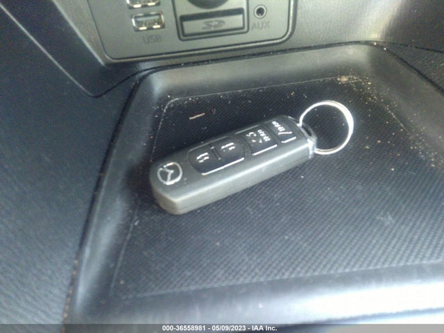 Mazda Mazda3 I Touring 2015 3MZBM1V77FM217962 Image 3