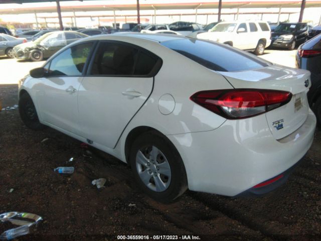 3KPFK4A78HE011757 KIA FORTE LX