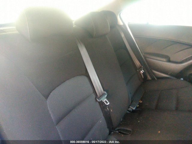 3KPFK4A78HE011757 KIA FORTE LX