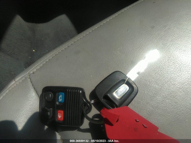2000 LINCOLN LS VIN: 1LNHM87A0YY754111