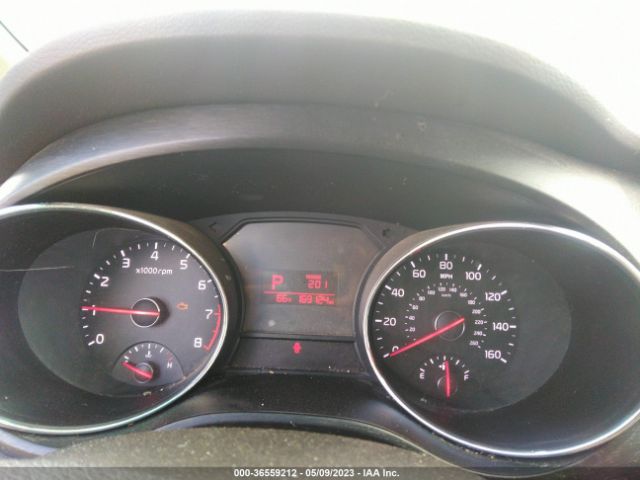 KNDMB5C15G6089214 KIA SEDONA LX