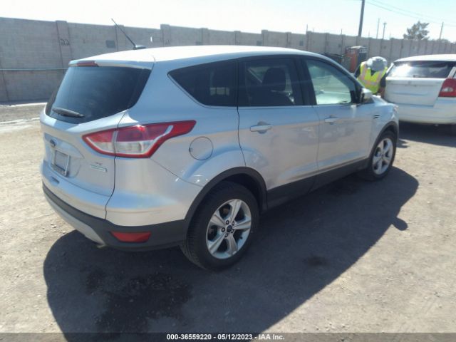 1FMCU0GX2EUC94159 Ford ESCAPE SE
