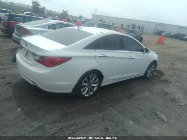 2012 HYUNDAI SONATA 2.4L SE VIN: 5NPEC4AC7CH329833