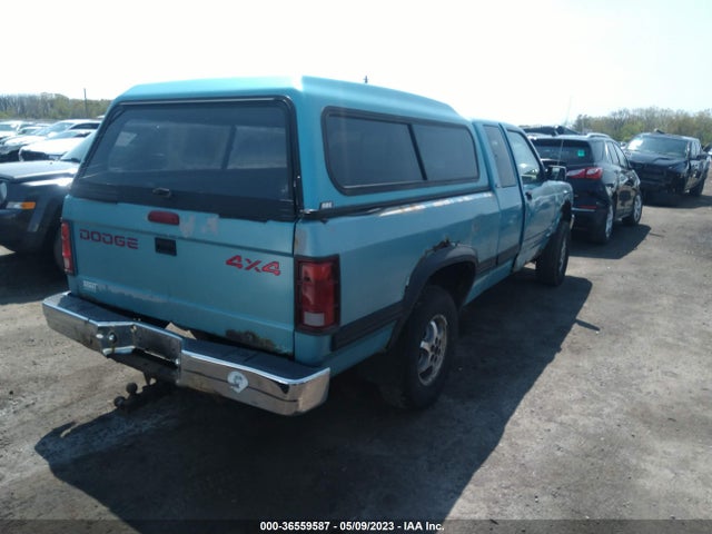 1996 DODGE DAKOTA VIN: 1B7GG23X7TS588244